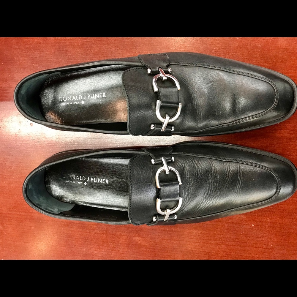 Donald Pliner Black Baby Calf Loafers